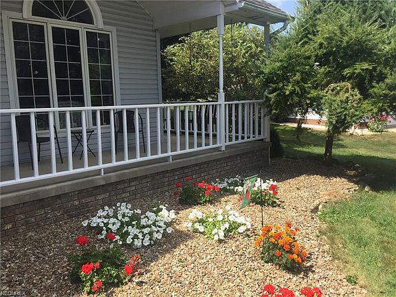 4th image of 1263 Dogwood Dr