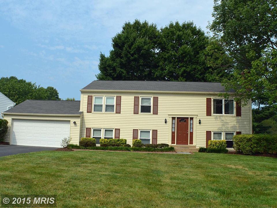 1st image of 2598 Viking Dr