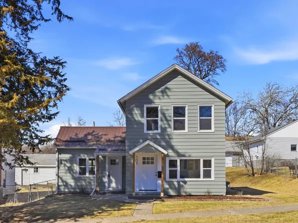 509 E 9th St, Muscatine, IA 52761