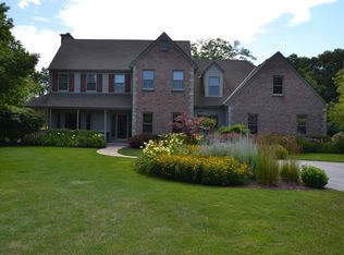 467 Bluebird Cir, Cedarburg, WI 53012
