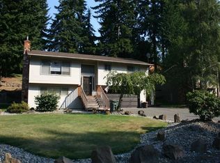 8001 E Glen Dr, Everett, WA 98203