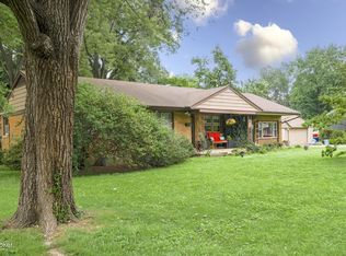 4052 Addison Ln, Shively, KY 40216