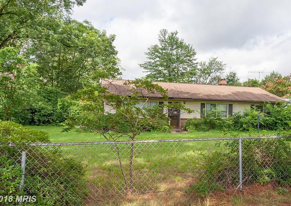 2nd image of 6208 Bernard Ave
