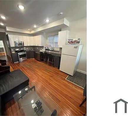 1240 Harrison St — Photo 1