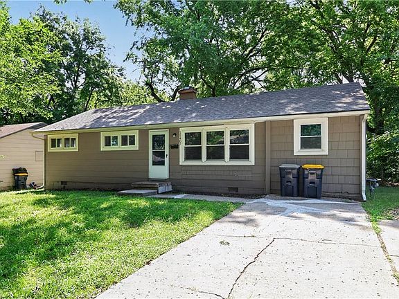 4th image of 11407 Richmond Ave