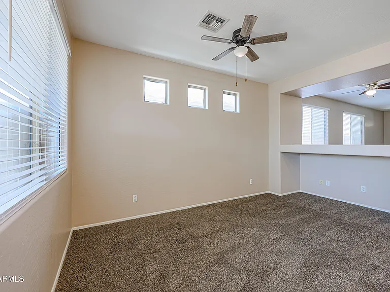2470 W Warren Dr — Photo 4