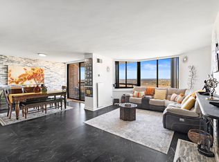 1810 Harmon Cove Tower #1810, Secaucus, NJ 07094