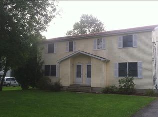856 Swann Rd, Youngstown, NY 14174