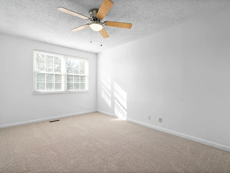 5600 Country Dr #316 — Photo 22