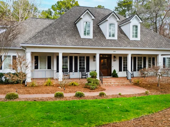 106 Woodkirk Ln, Chapel Hill, NC 27514