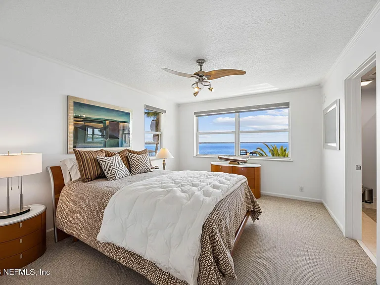 14030 Mandarin Oaks Ln — Photo 41
