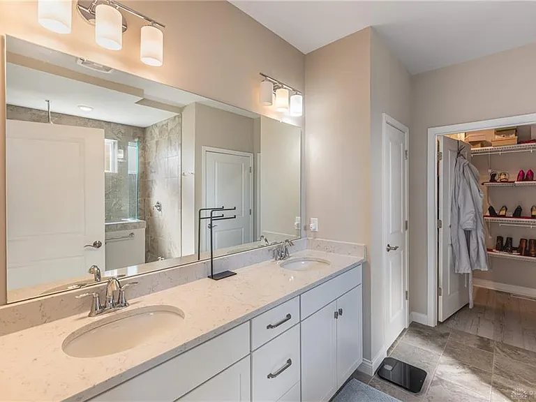 9501 Flatrock Dr — Photo 25