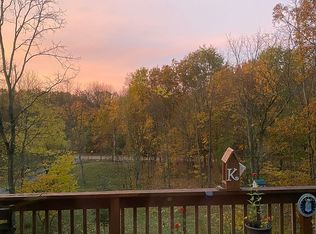 7914 W Loop Rd, Middleville, MI 49333