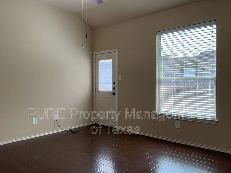 1144 Brendon Lee Ln — Photo 6