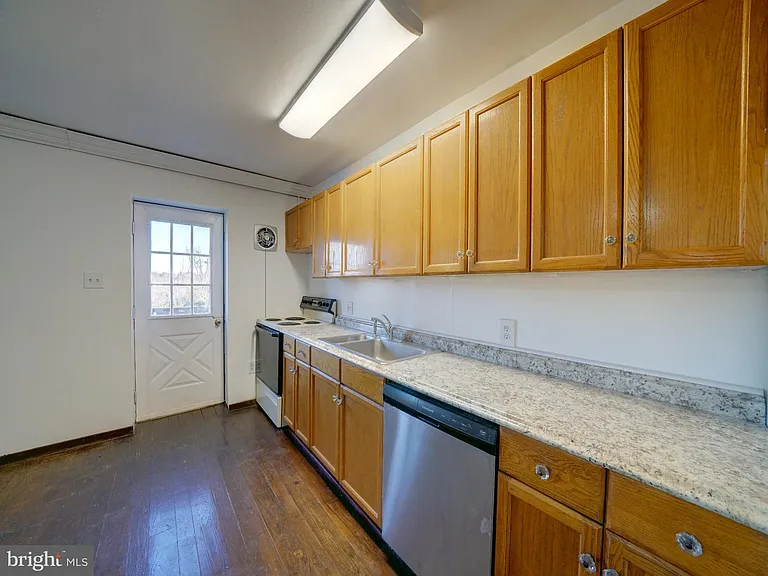 2793 Pfefferkorn Rd #B — Photo 9