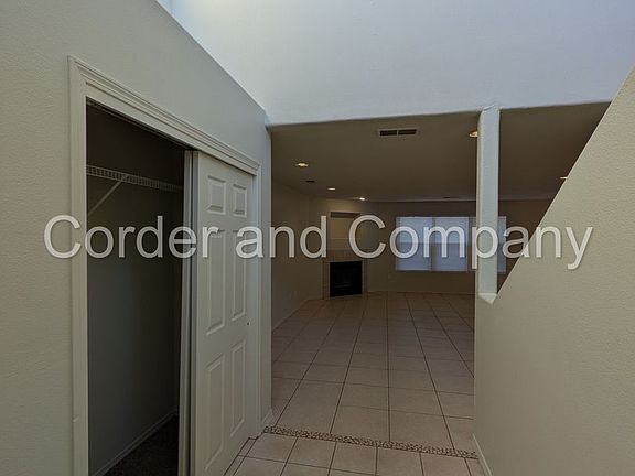 3rd image of 11243 Campo Del Oso Ave NE