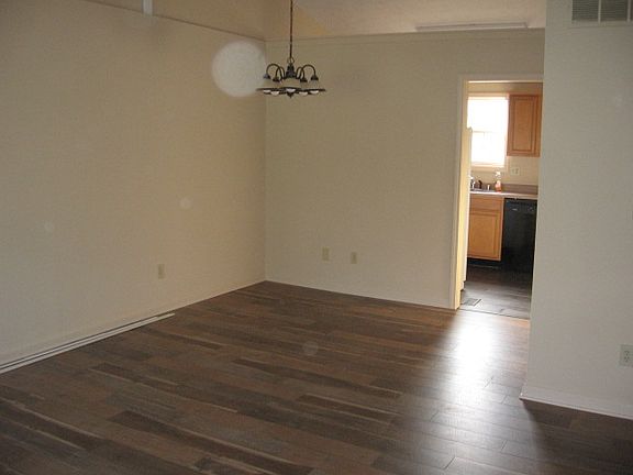 3rd image of 1325 Trent Blvd Unit 121