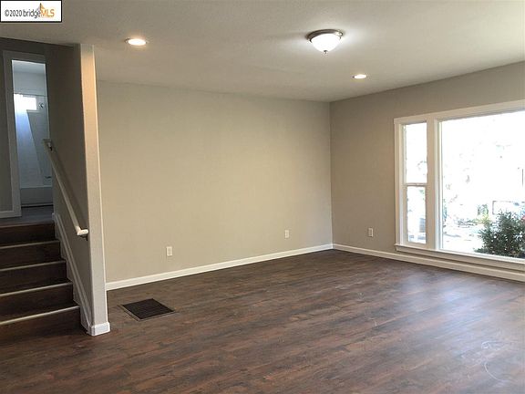 3rd image of 131 Fairmont Ave