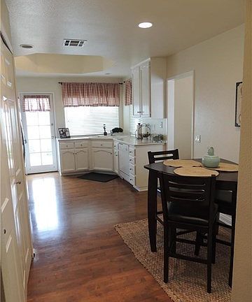 4th image of 24609 Varese Ct