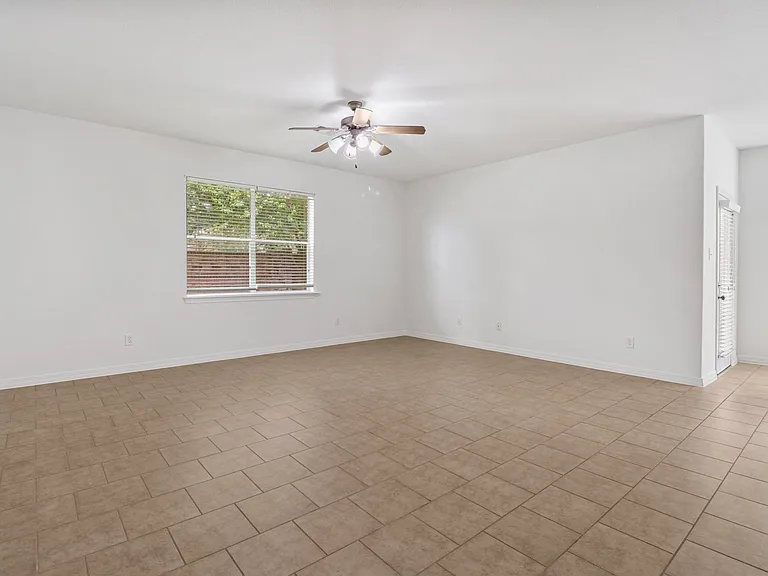 3611 Rocky Ledge Ln — Photo 11