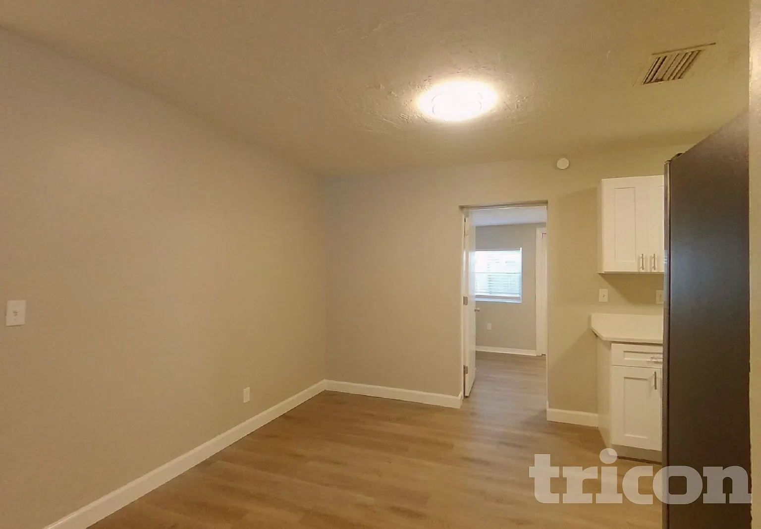 939 14th Avenue SW Largo FL — Photo 4