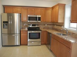 3809 Park Ave, Union City, NJ 07087