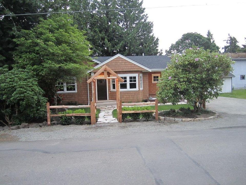 1st image of 6717 Mills Dr SW