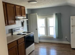 604 1/2 Douglas St UNIT 2, Bloomington, IL