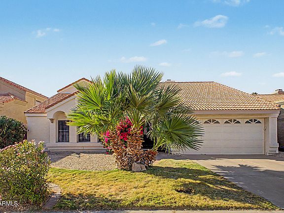 2nd image of 3914 E AMBERWOOD Drive
