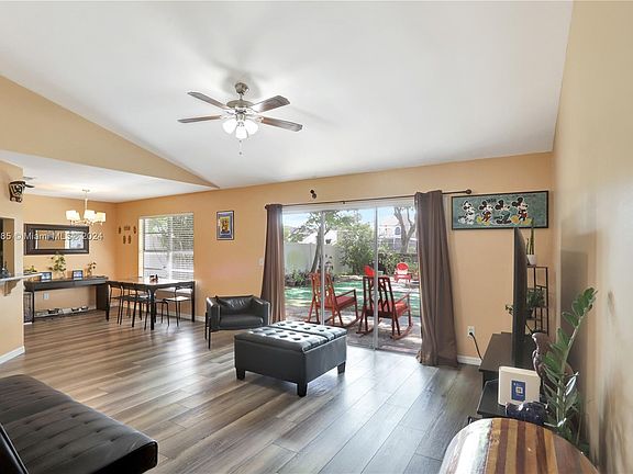 3rd image of 1035 Kelsey Ave