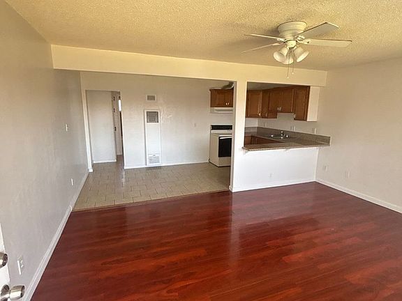 4th image of 1471 E Eureka St APT 9