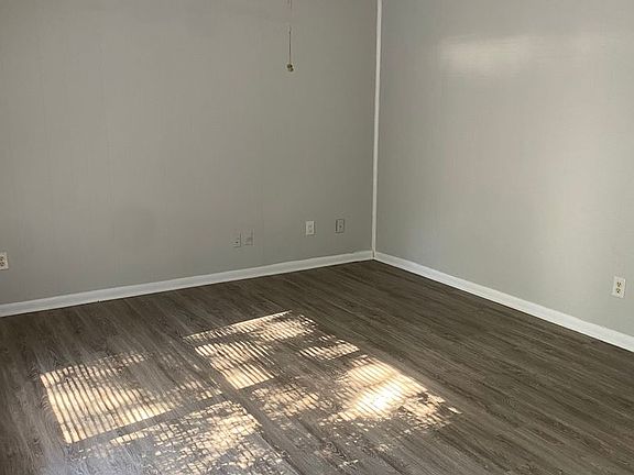 4th image of 214 San Vincente St #C