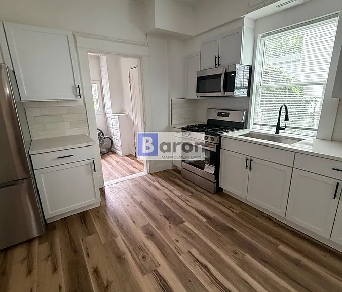 1145 Portage Ave — Photo 11
