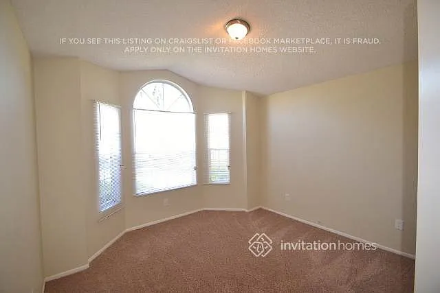 12535 Newfield Dr — Photo 4