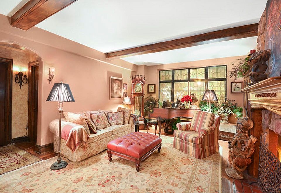 1st image of 40 W 67th St APT 2B