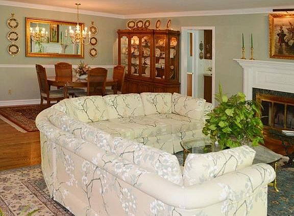 5th image of 36 Hunters Ln