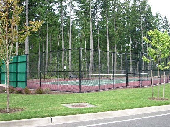 Tennis anyone? Two nice courts to lern or play like a pro