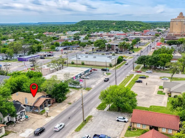 900 E Hubbard St, Mineral Wells, TX 76067