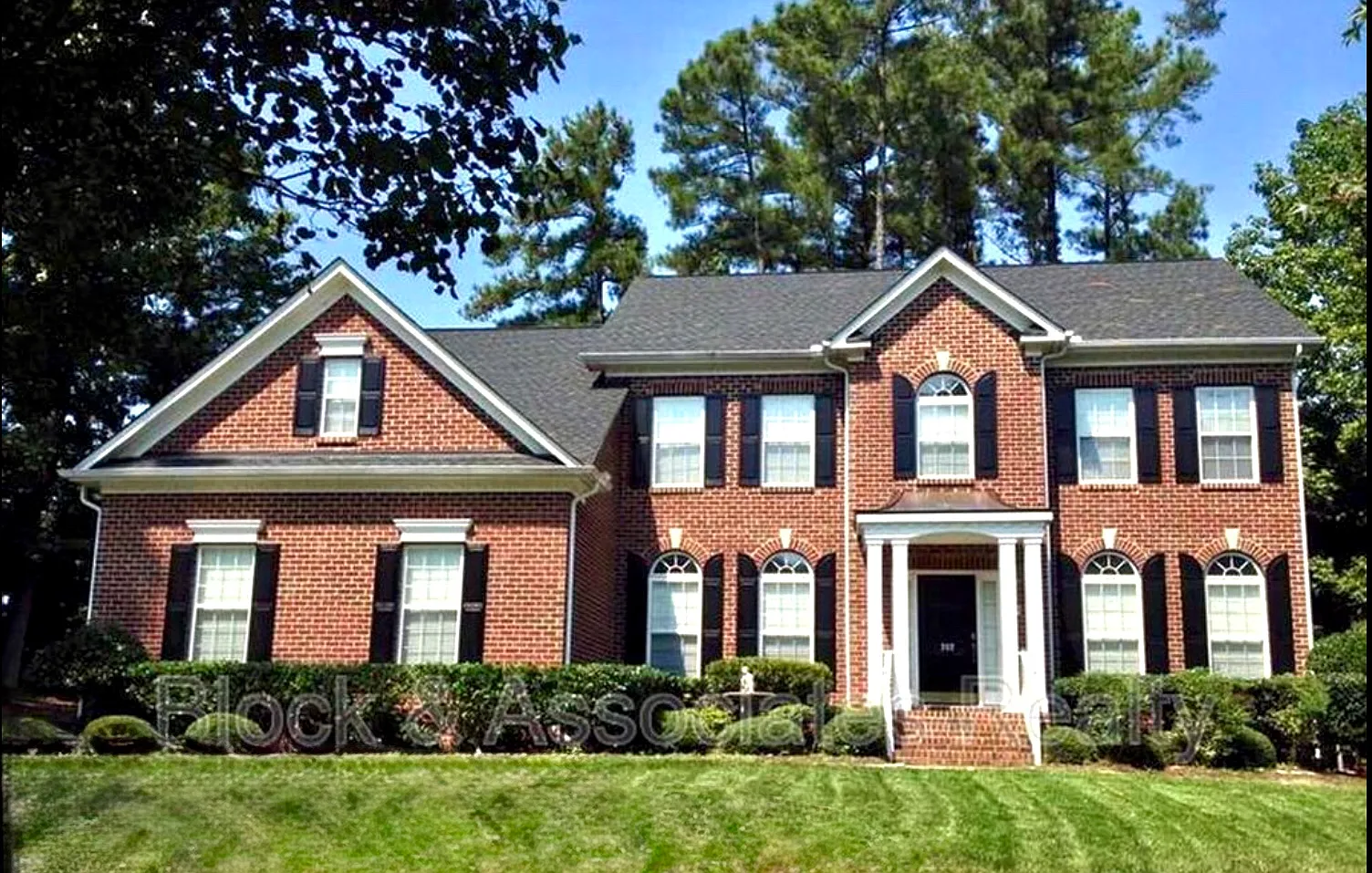 5 bed, 3550 sqft, $3,195 — Photo 1