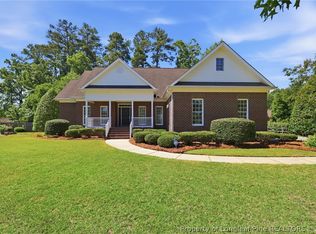 1102 Laurel Oak Ln, Lumberton, NC 28358