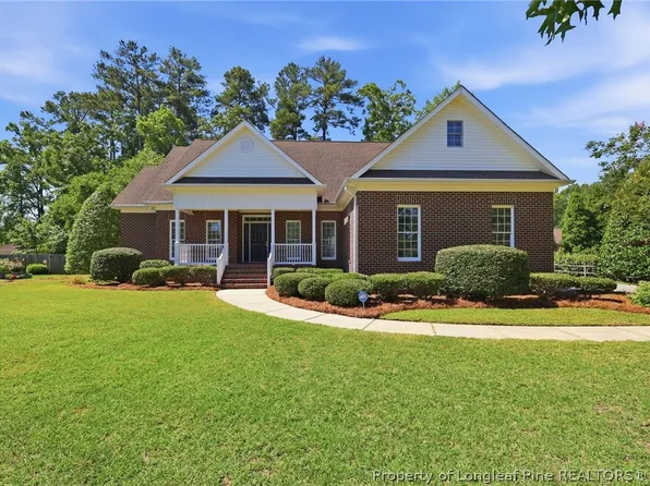 1102 Laurel Oak Ln, Lumberton, NC 28358