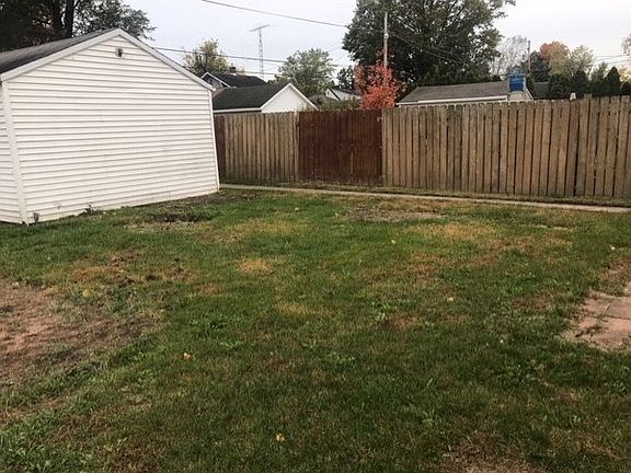 3rd image of 1953 Berkley Pl