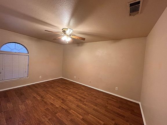 5th image of 2601 Hidden Hill Dr