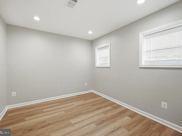 12759 Captains Cv — Photo 31