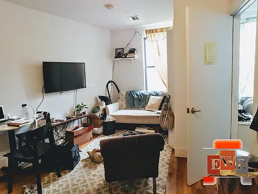 Rented by East Williamsburg Realty Inc | media 7
