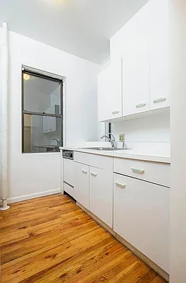 Rented by Keller Williams NYC | media 3