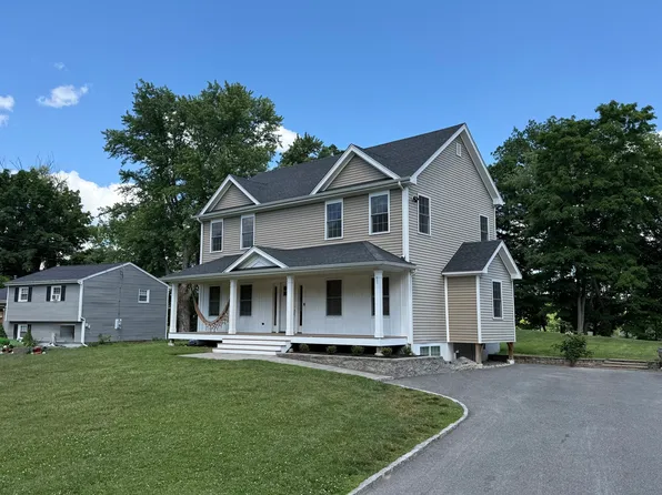 107 Wynwood Drive, New Milford, CT 06776
