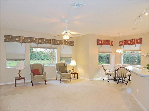 4th image of 115 Pine Shade Ct