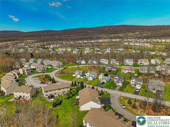 2nd image of 28 Palmer Ct