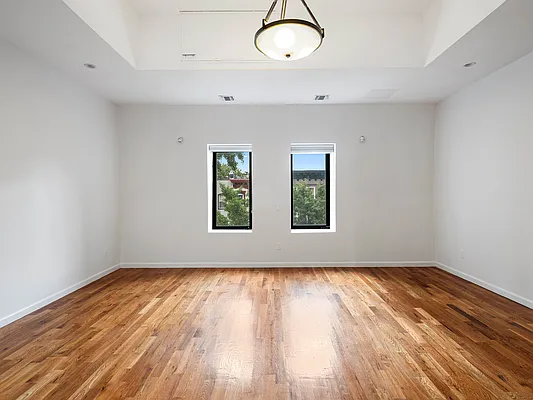 Rented by Compass | media 16